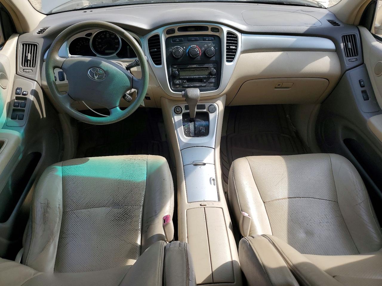 2004 TOYOTA HIGHLANDER BASE photo 22