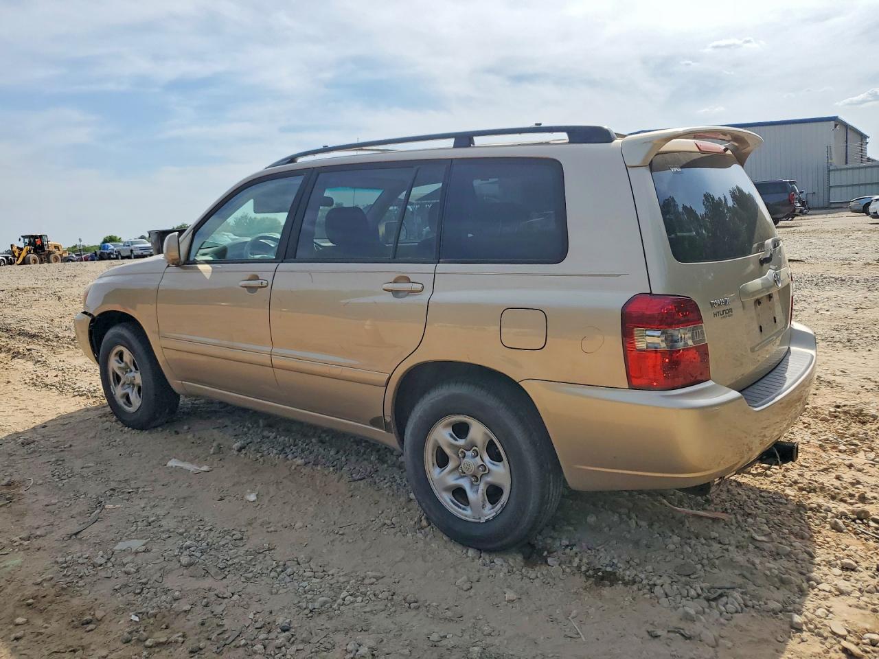 2004 TOYOTA HIGHLANDER BASE photo 4
