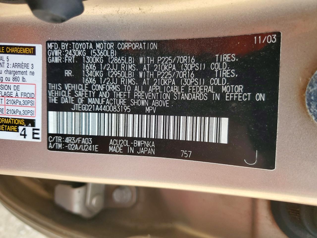 2004 TOYOTA HIGHLANDER BASE photo 37