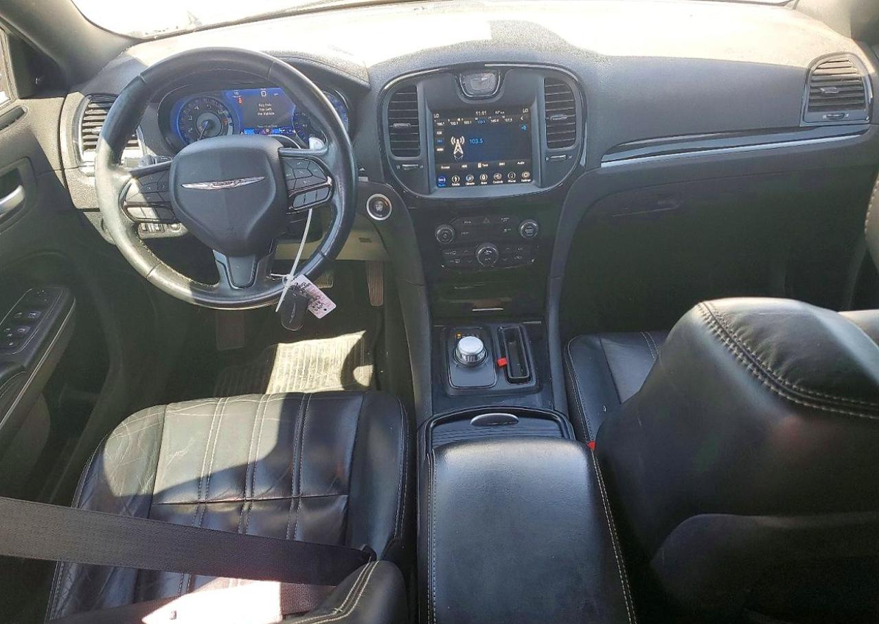 2019 CHRYSLER 300 S photo 22
