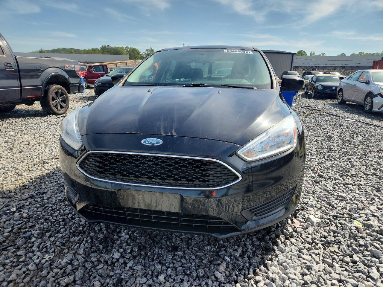 2018 FORD FOCUS SE photo 9