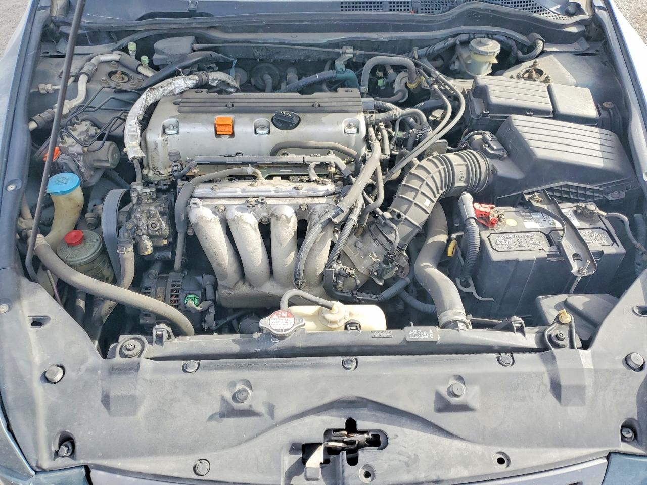 2004 HONDA ACCORD LX photo 31