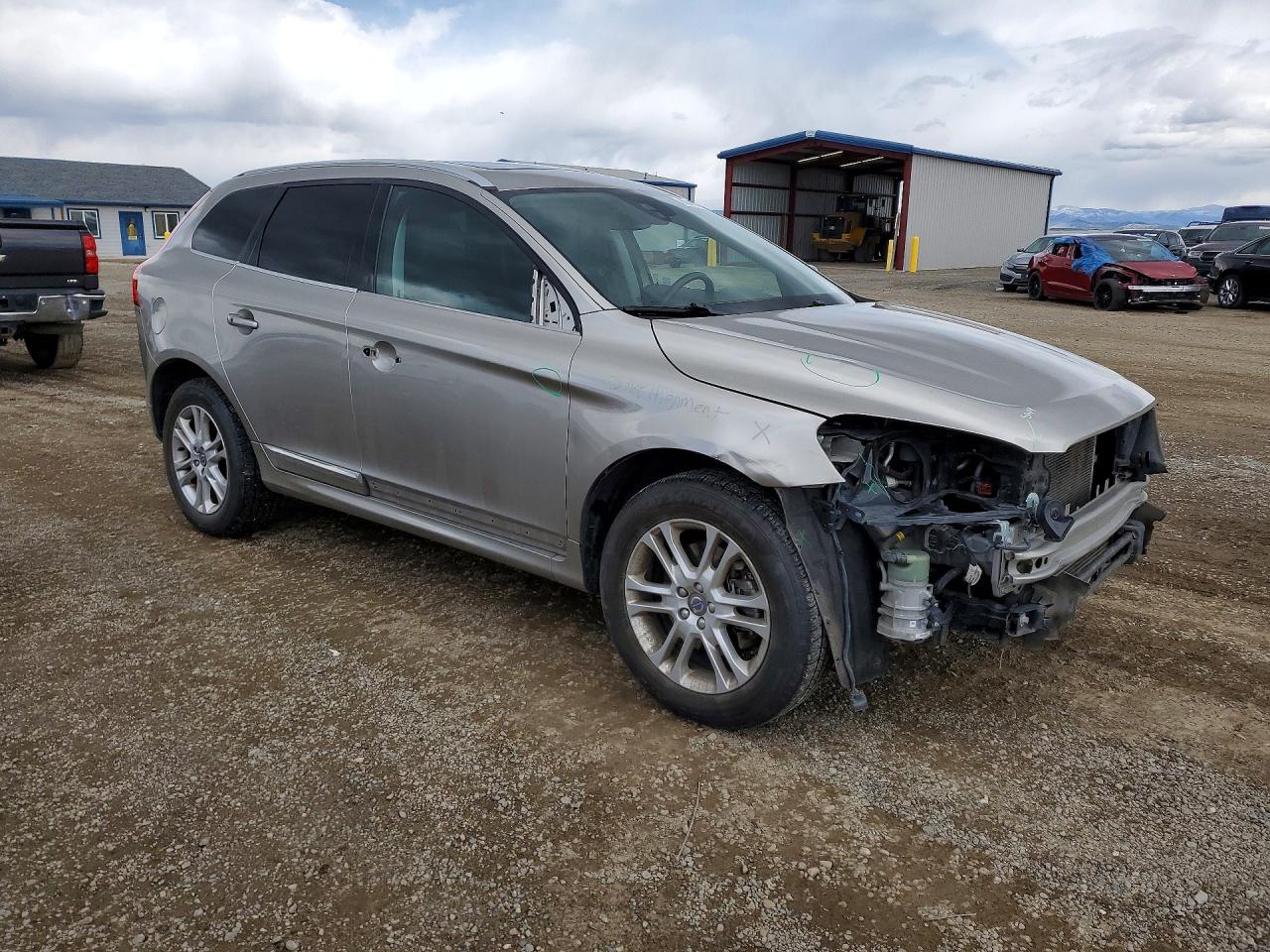 2015 VOLVO XC60 T5 PREMIER photo 10