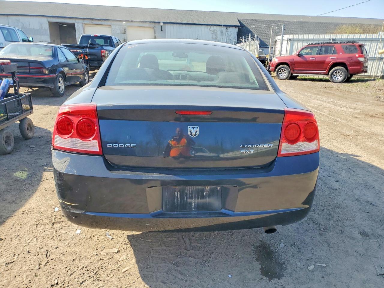 2010 DODGE CHARGER SXT photo 16