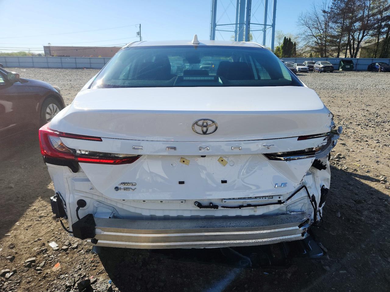 2026 TOYOTA CAMRY LE photo 16