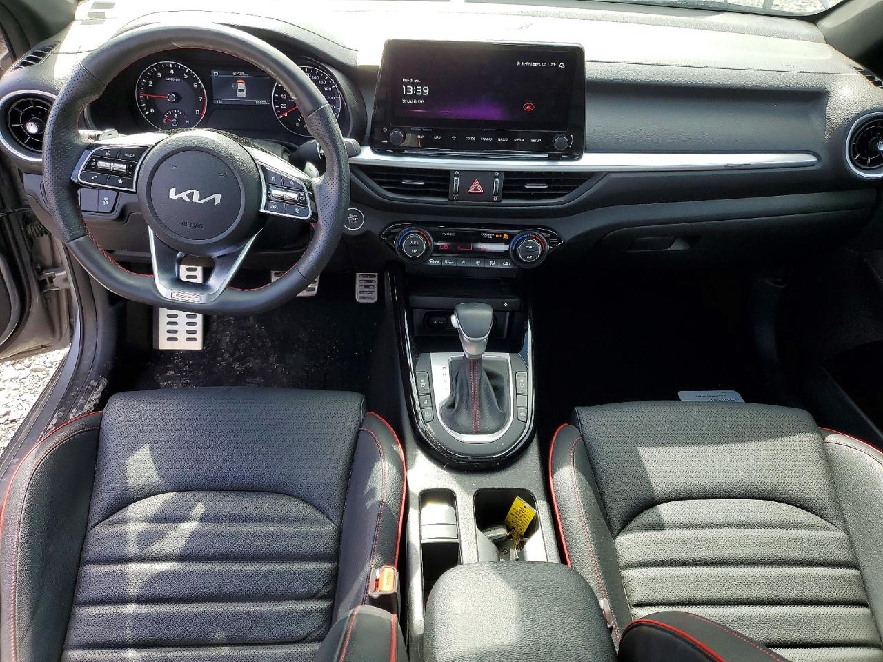 2024 KIA FORTE GT photo 22