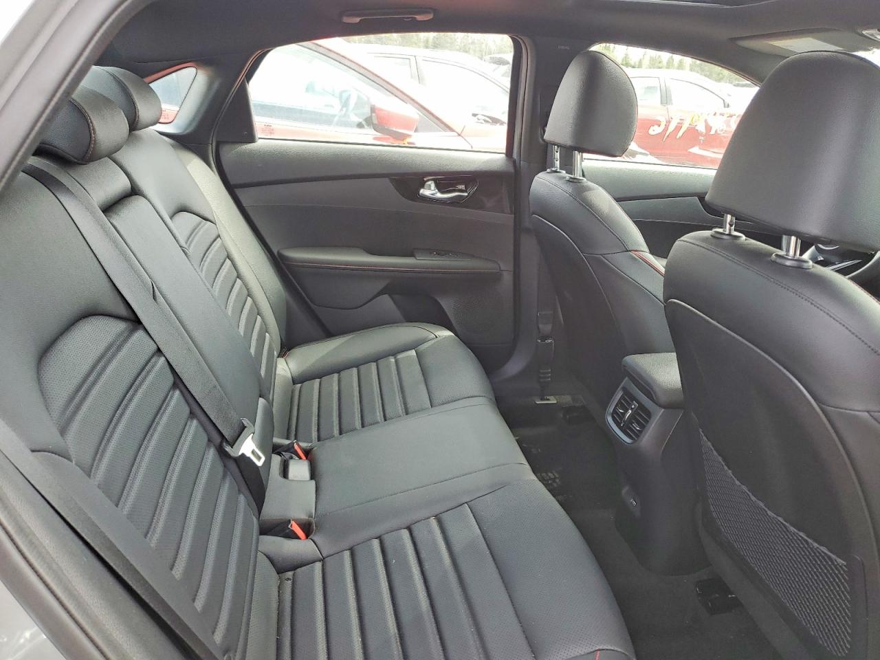 2024 KIA FORTE GT photo 28