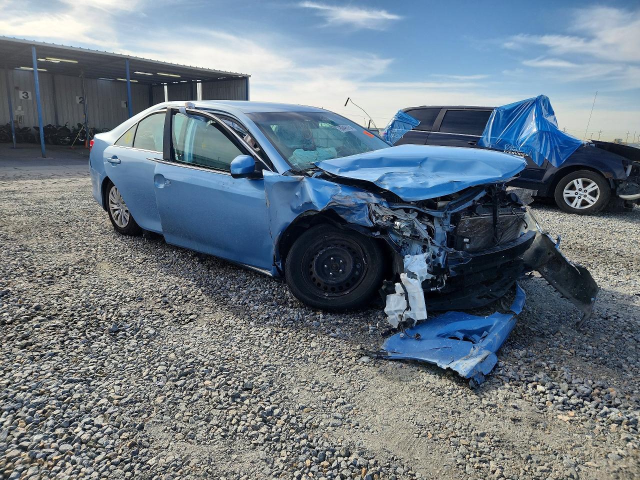 2012 TOYOTA CAMRY LE photo 4