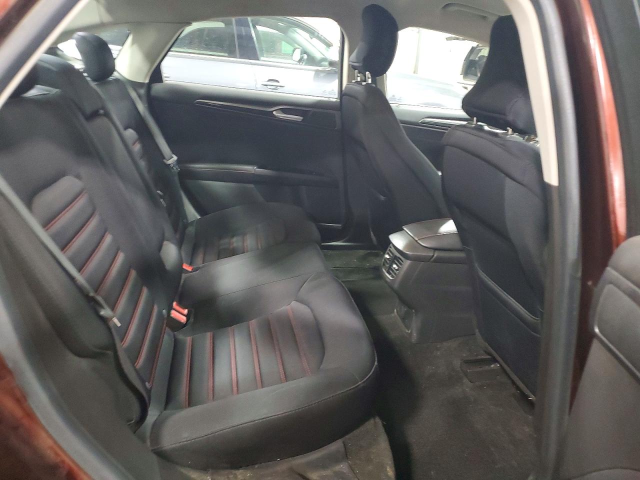 2015 FORD FUSION SE photo 10