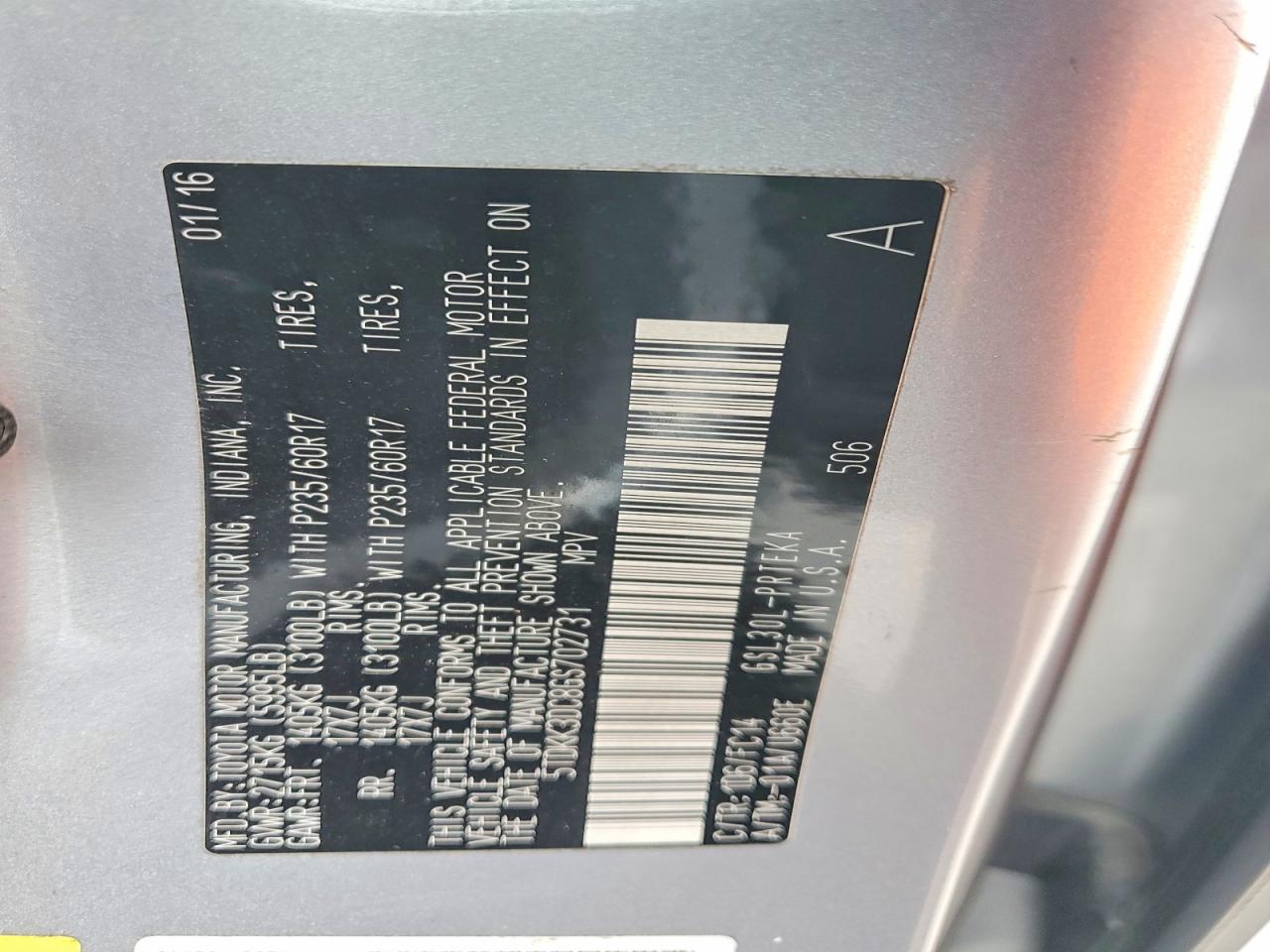 2016 TOYOTA SIENNA LE photo 13