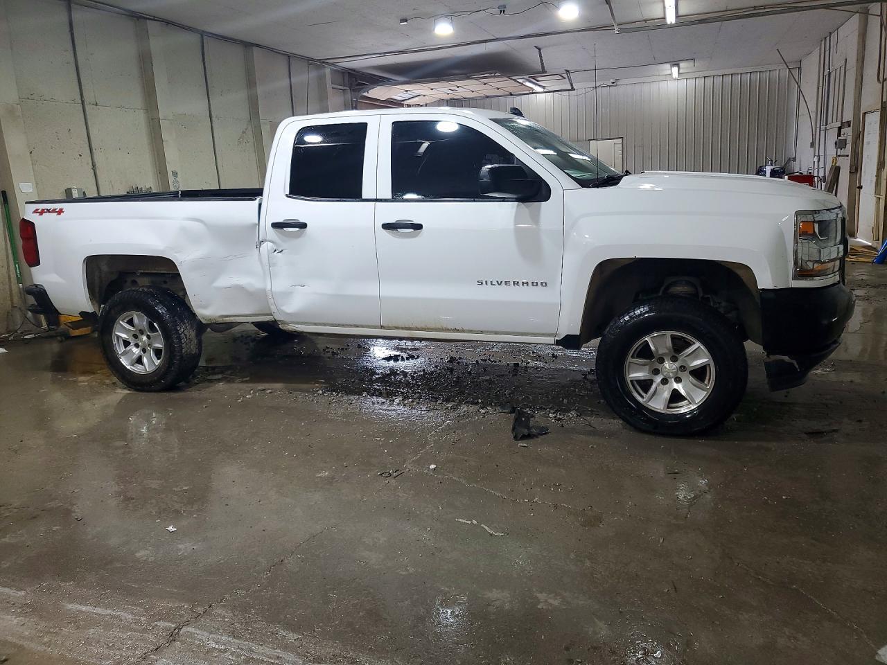 2016 CHEVROLET SILVERADO K1500 photo 10