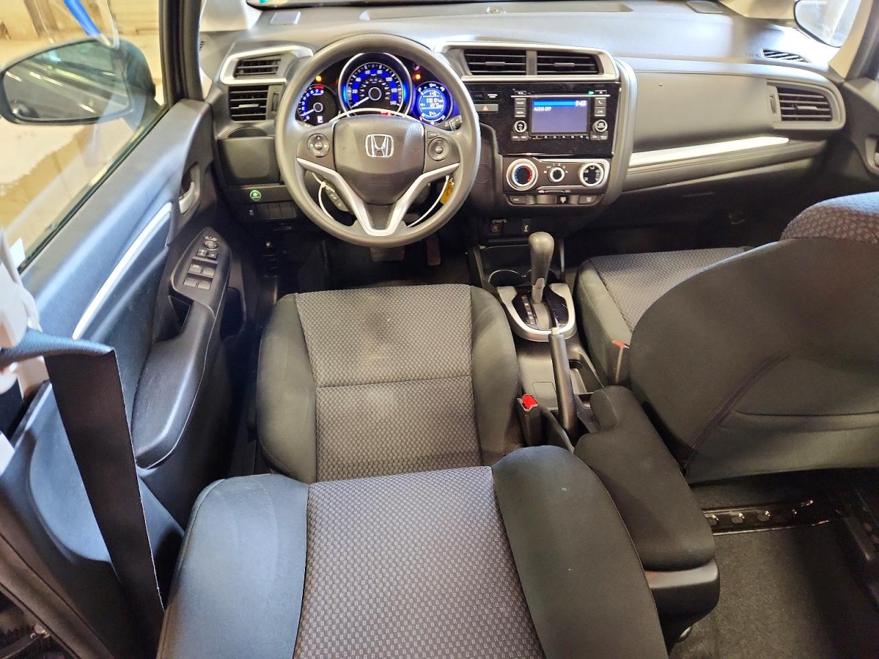 2019 HONDA FIT LX photo 22
