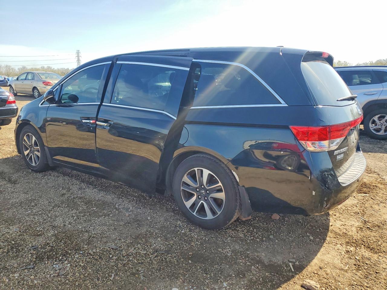 2016 HONDA ODYSSEY TOURING photo 4