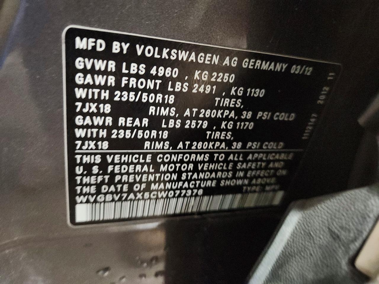 2012 VOLKSWAGEN TIGUAN S photo 13