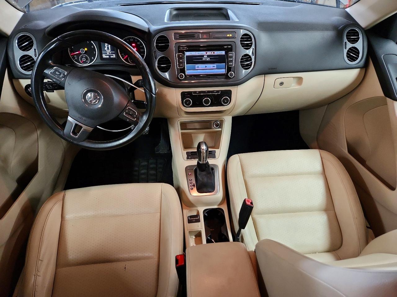 2012 VOLKSWAGEN TIGUAN S photo 8