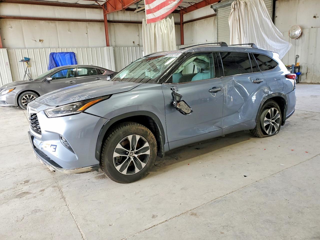 2021 TOYOTA HIGHLANDER