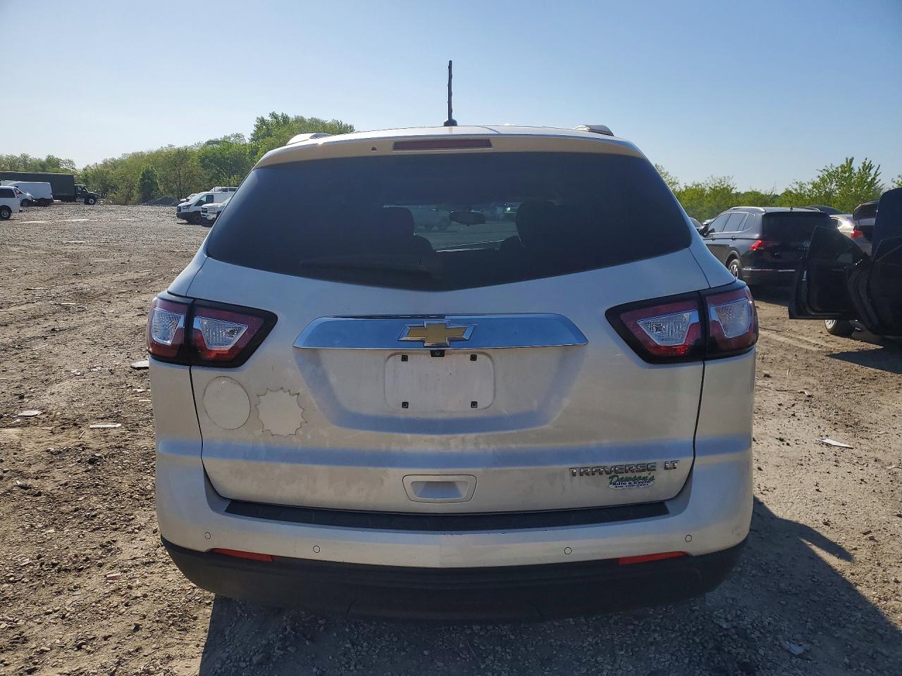 2014 CHEVROLET TRAVERSE LT photo 16
