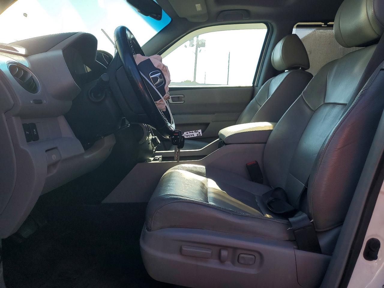 2012 HONDA PILOT TOURING photo 13