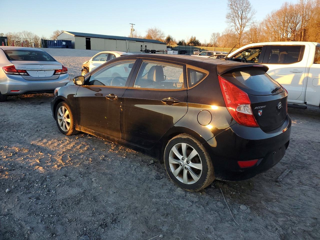 2014 HYUNDAI ACCENT GLS photo 4