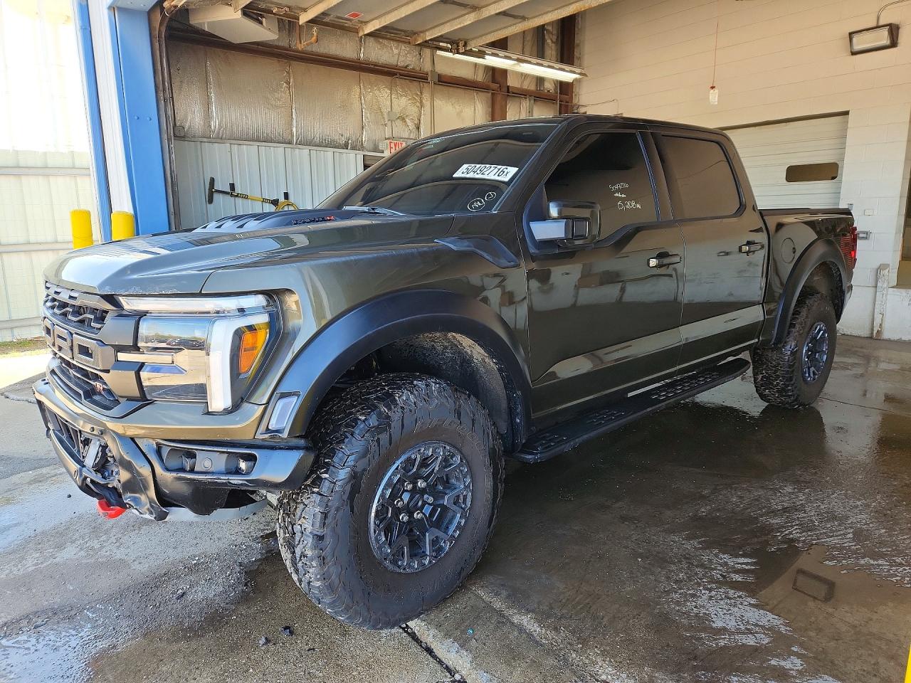 2025 FORD F150