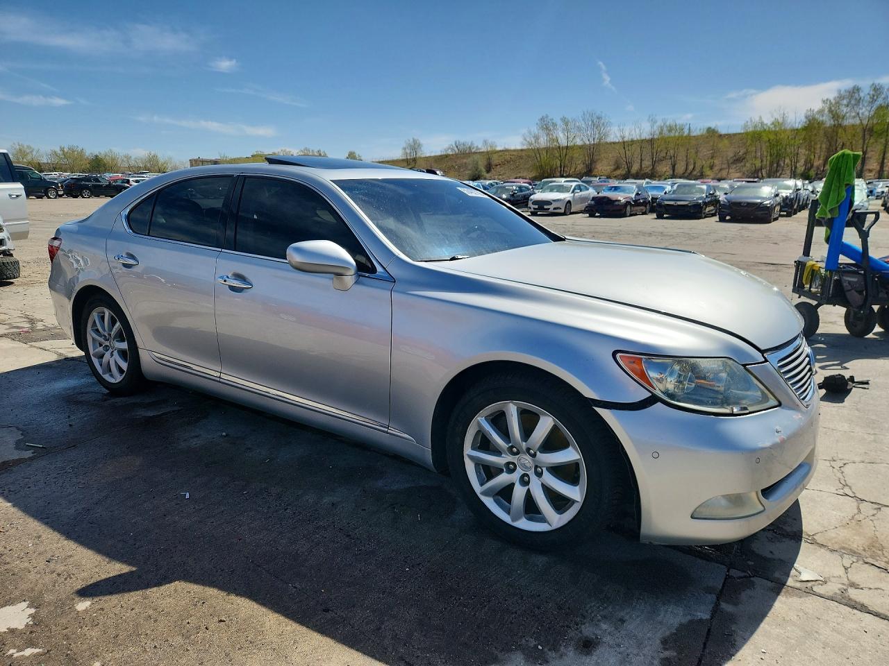 2007 LEXUS LS 460 photo 4