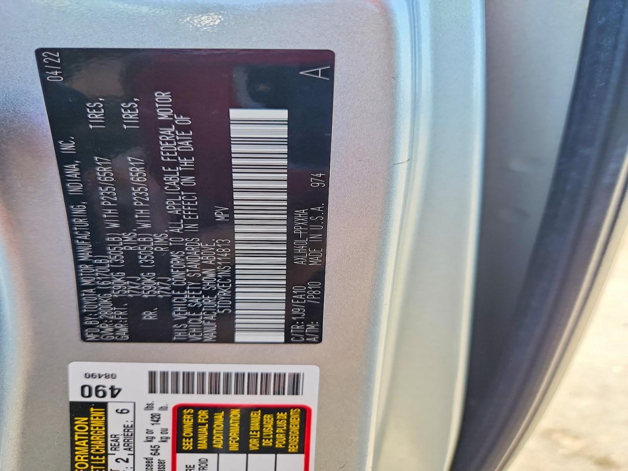 2022 TOYOTA SIENNA XLE photo 27