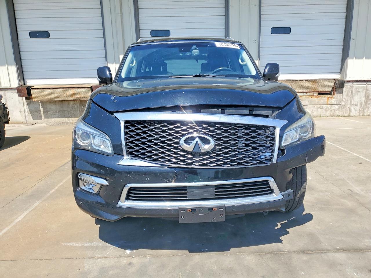 2017 INFINITI QX80 BASE photo 13