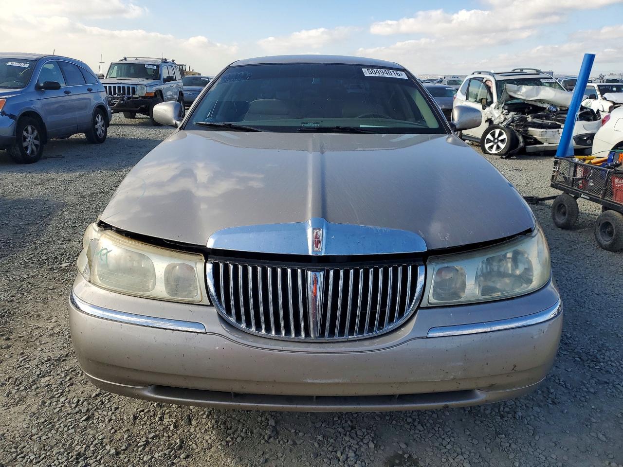 2000 LINCOLN TOWN CAR SIGNATURE photo 9