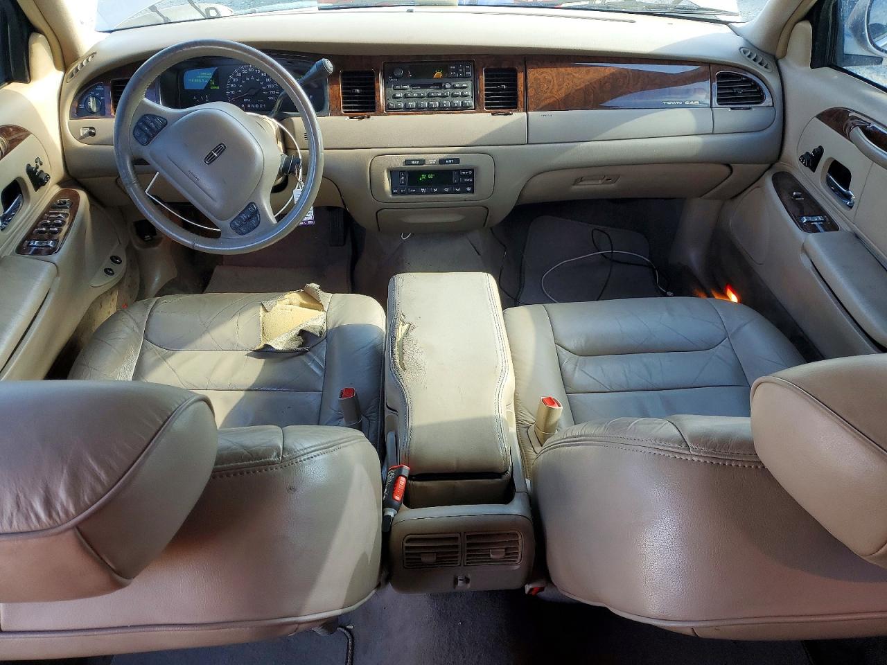2000 LINCOLN TOWN CAR SIGNATURE photo 15