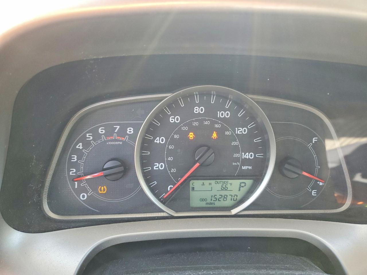 2015 TOYOTA RAV4 XLE photo 9