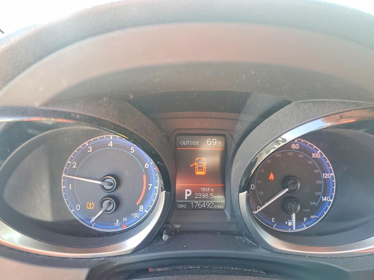 2014 TOYOTA COROLLA S PLUS photo 17