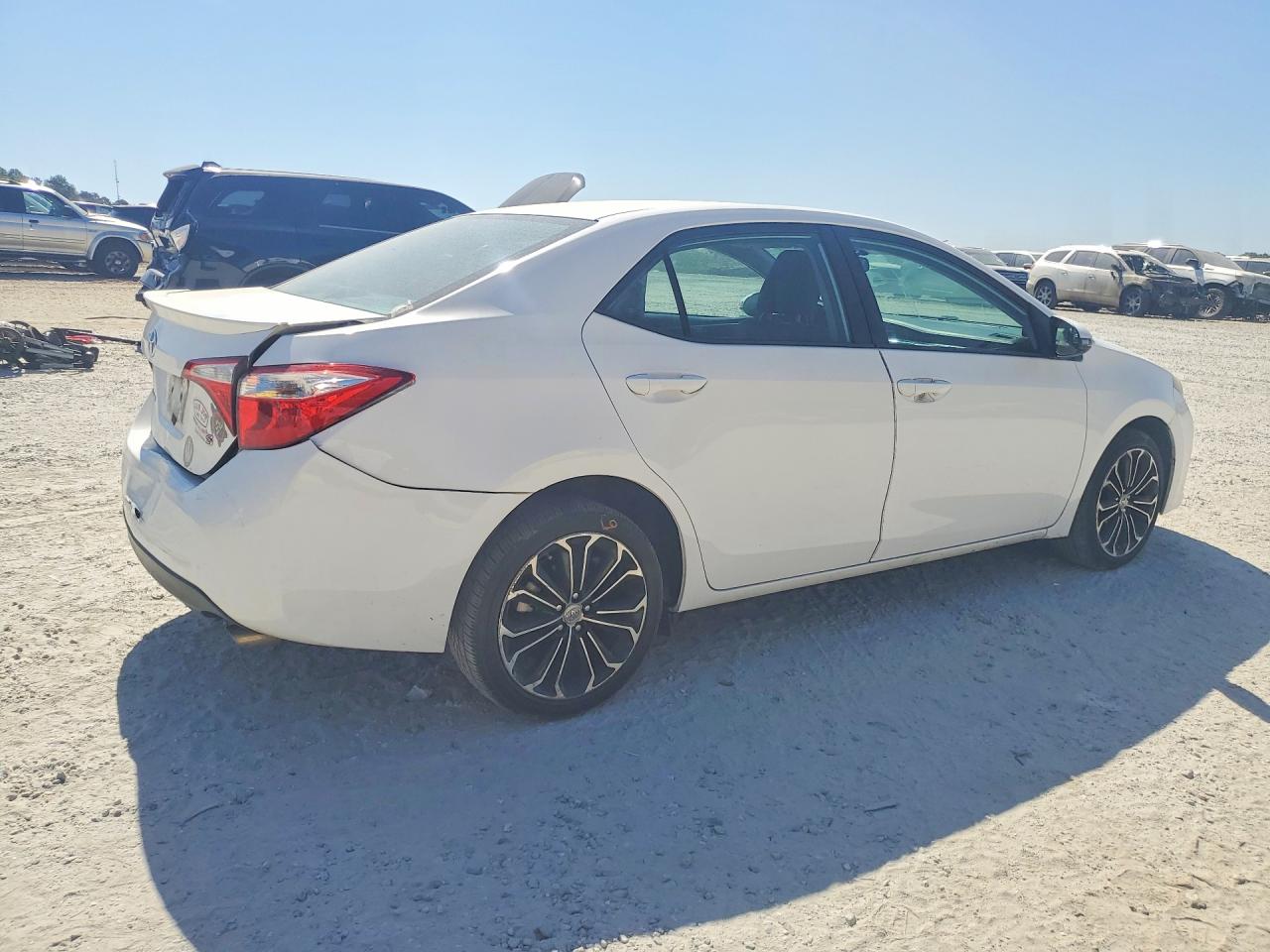 2014 TOYOTA COROLLA S PLUS photo 5