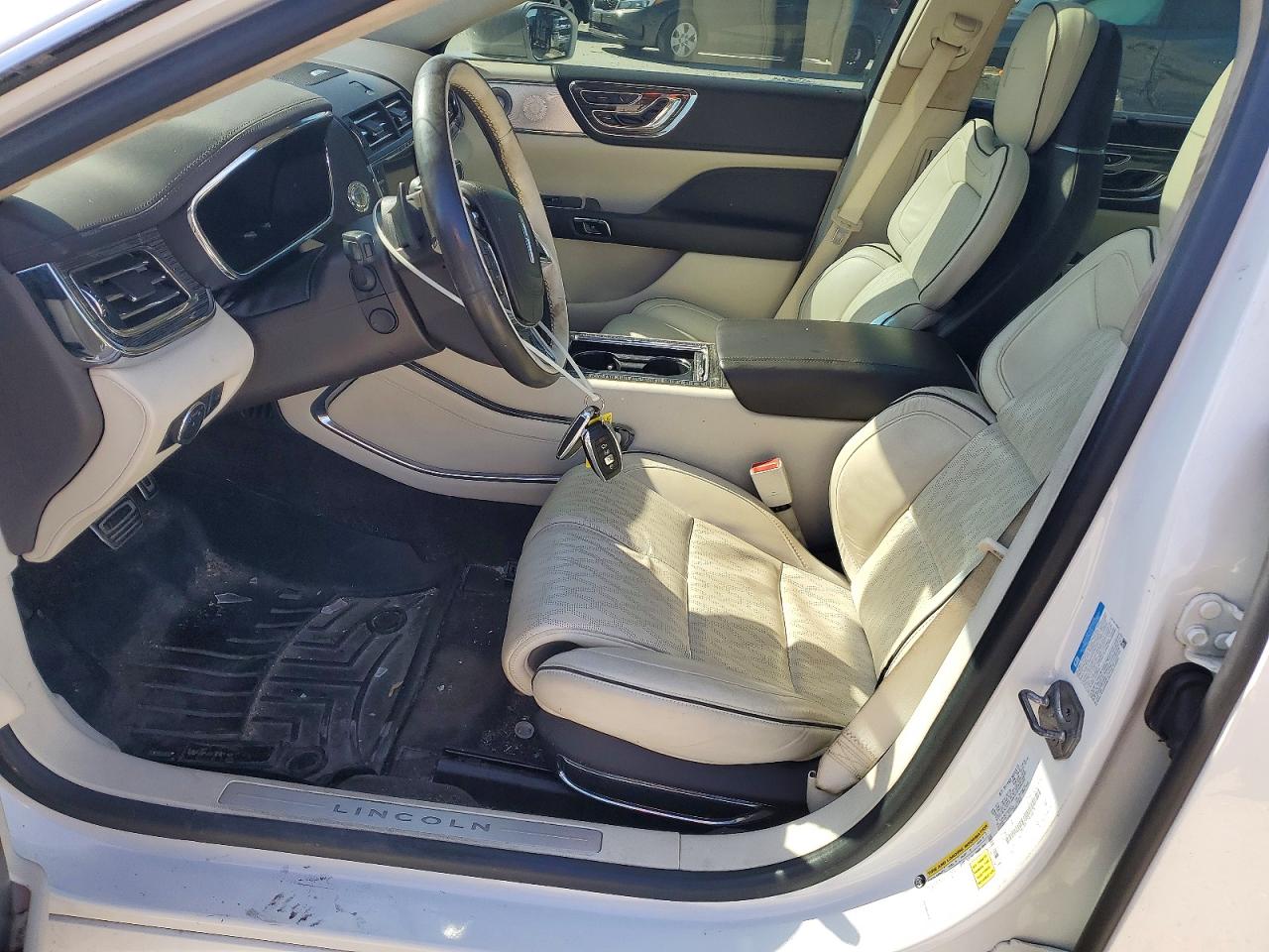 2018 LINCOLN CONTINENTAL BLACK LABEL photo 19