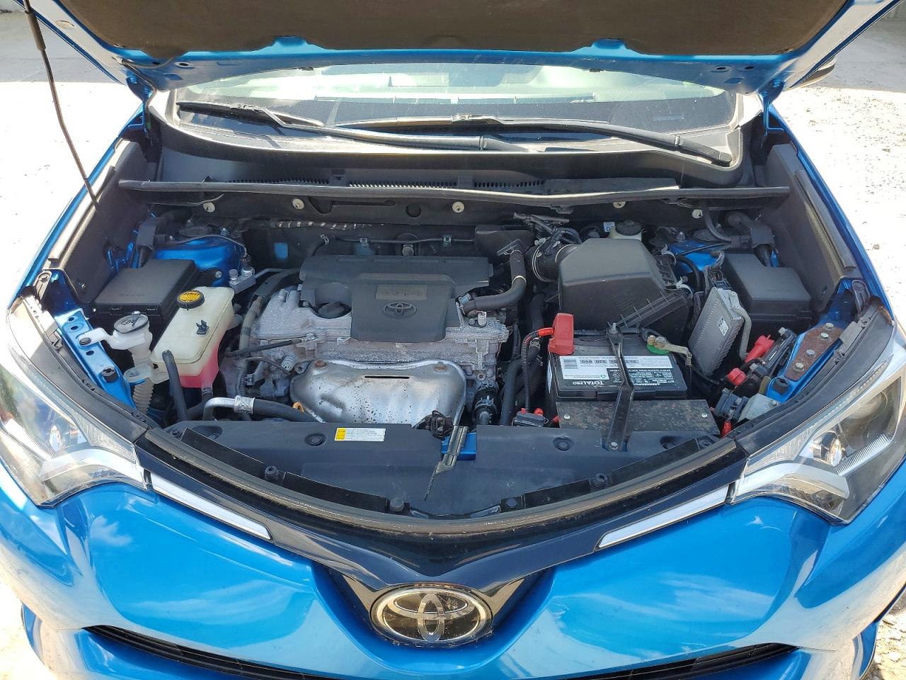 2018 TOYOTA RAV4 XLE photo 21