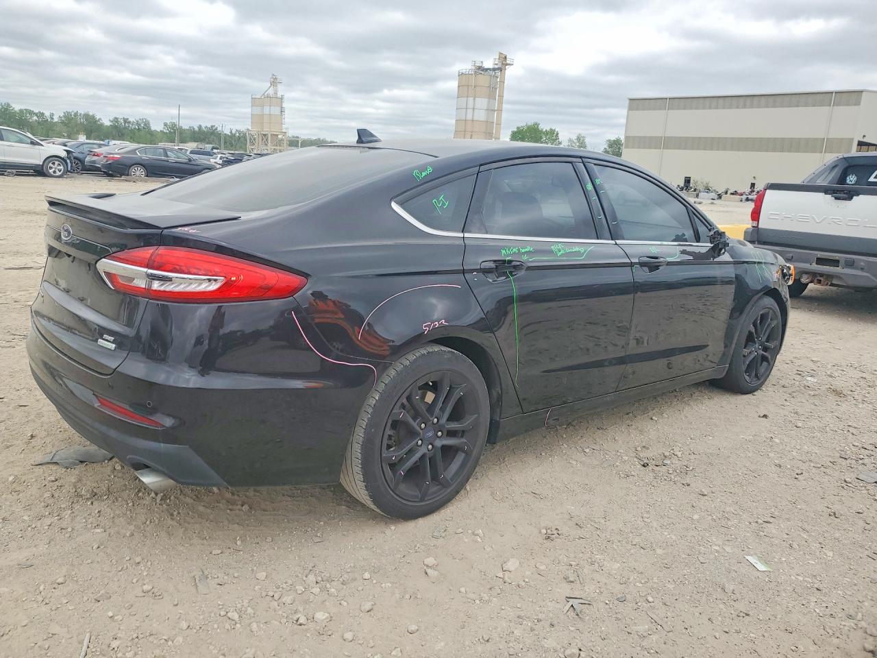 2019 FORD FUSION SE photo 3