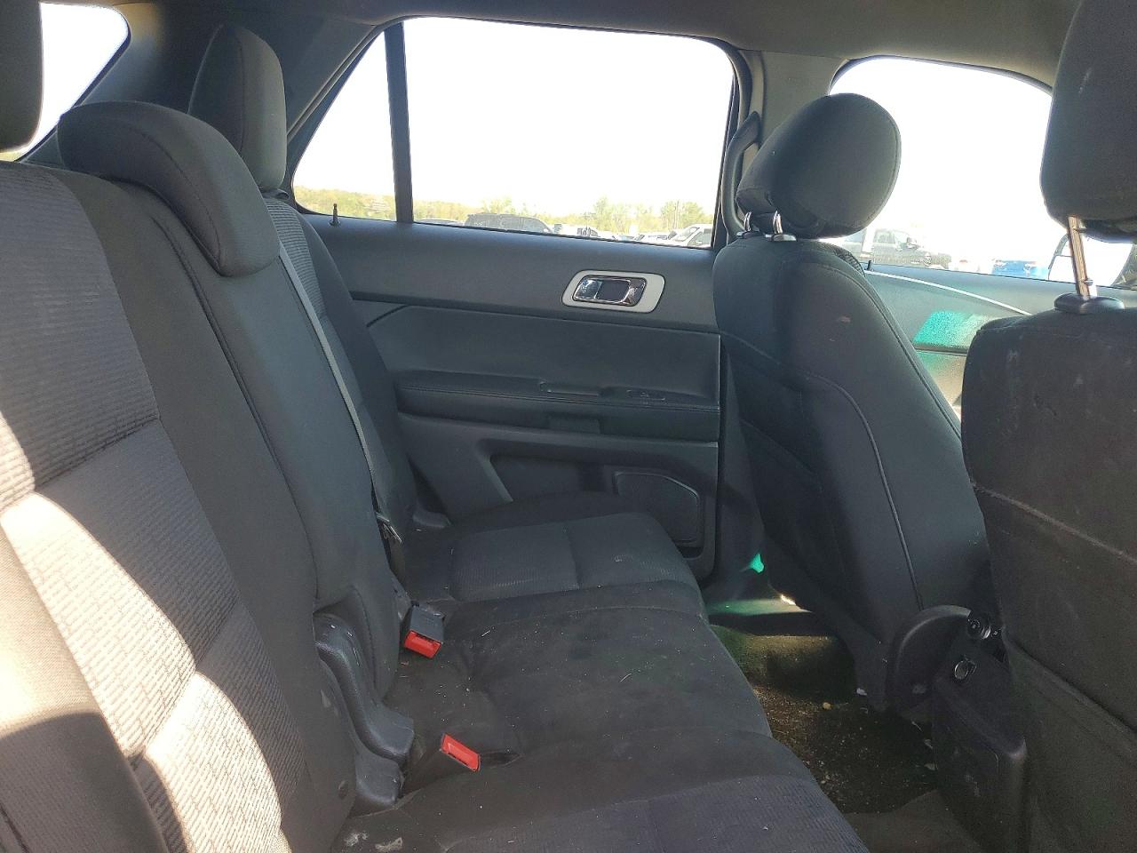 2014 FORD EXPLORER XLT photo 31