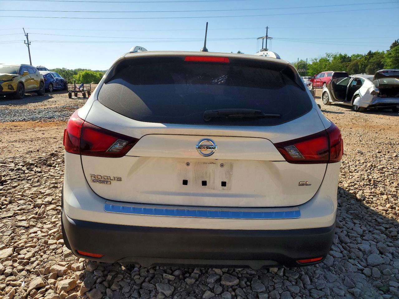 2018 NISSAN ROGUE SPORT SL photo 11