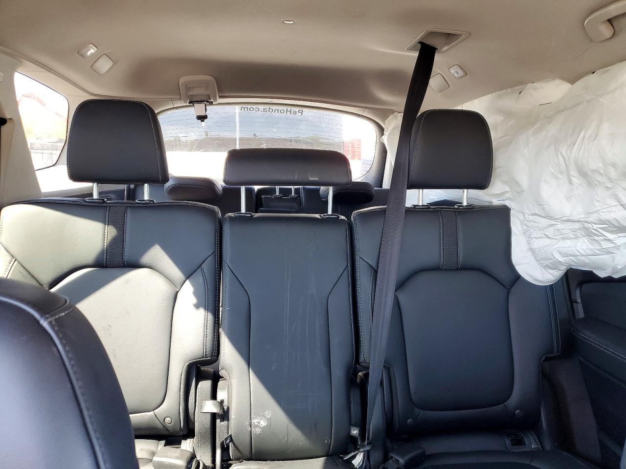2025 HONDA PILOT EXL photo 19