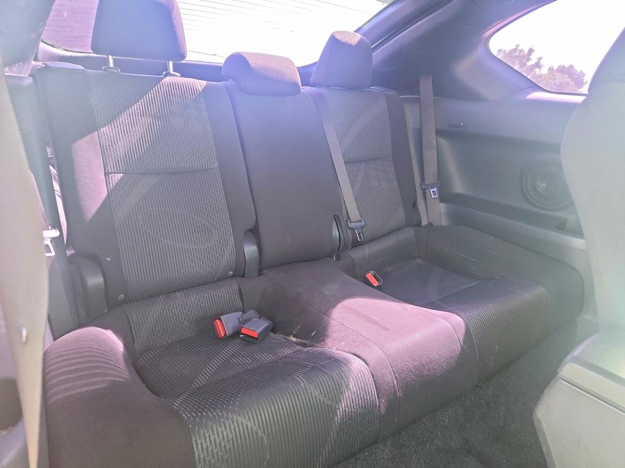 2012 TOYOTA SCION photo 19