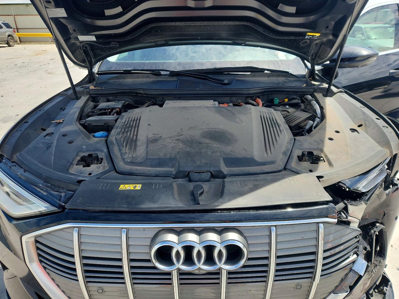 2020 AUDI E-TRON SPORTBACK PREMIUM PLUS photo 23