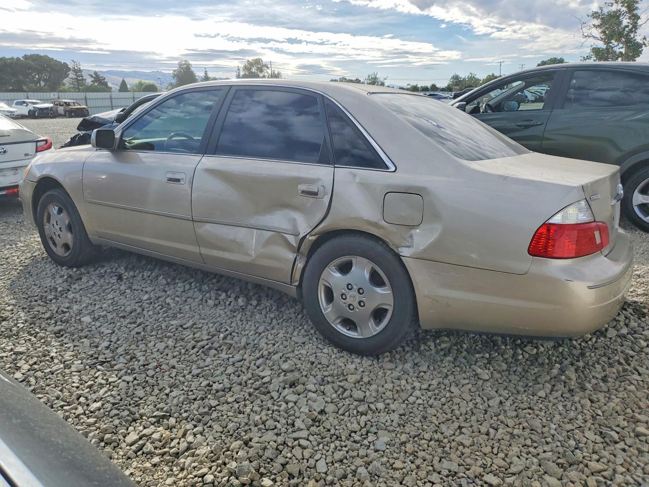 2004 TOYOTA AVALON XLS photo 4