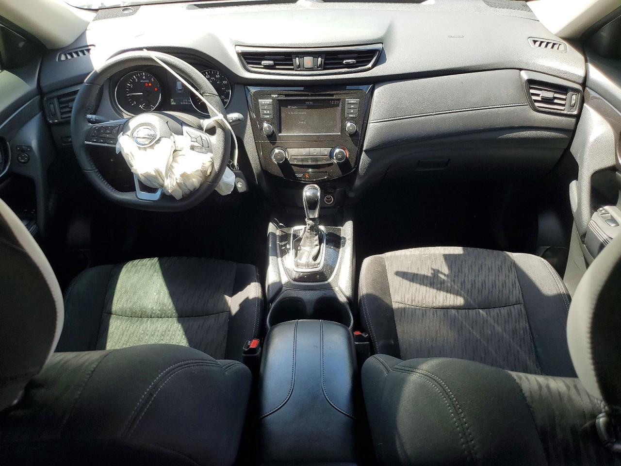 2019 NISSAN ROGUE S photo 8