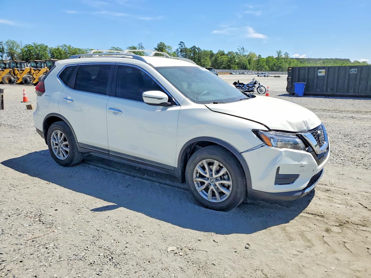 2019 NISSAN ROGUE S photo 4