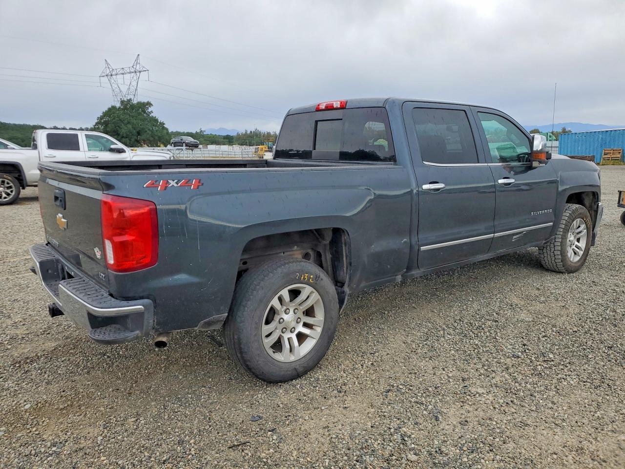 2018 CHEVROLET SILVERADO K1500 LTZ photo 7