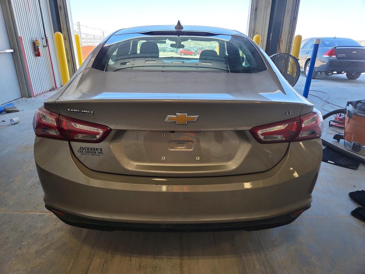 2022 CHEVROLET MALIBU LT photo 11