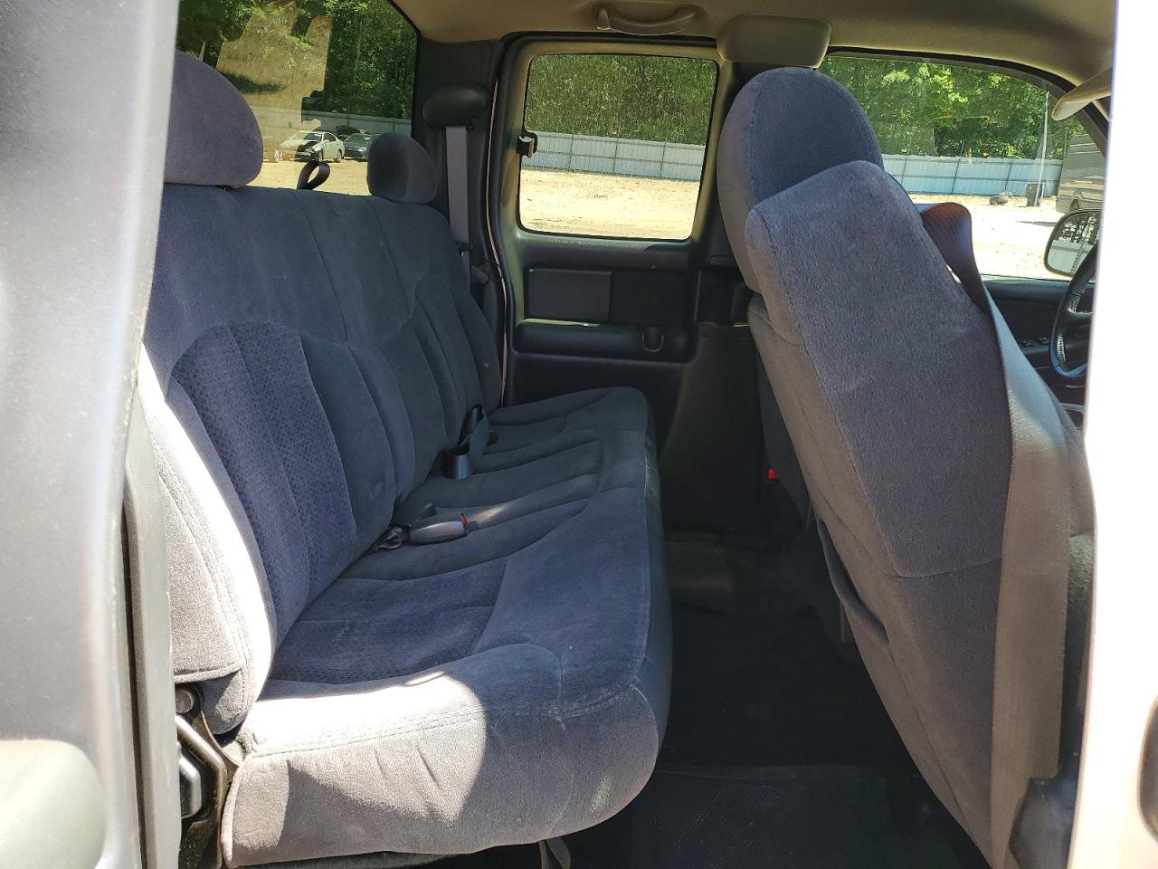 2002 CHEVROLET SILVERADO K1500 photo 28