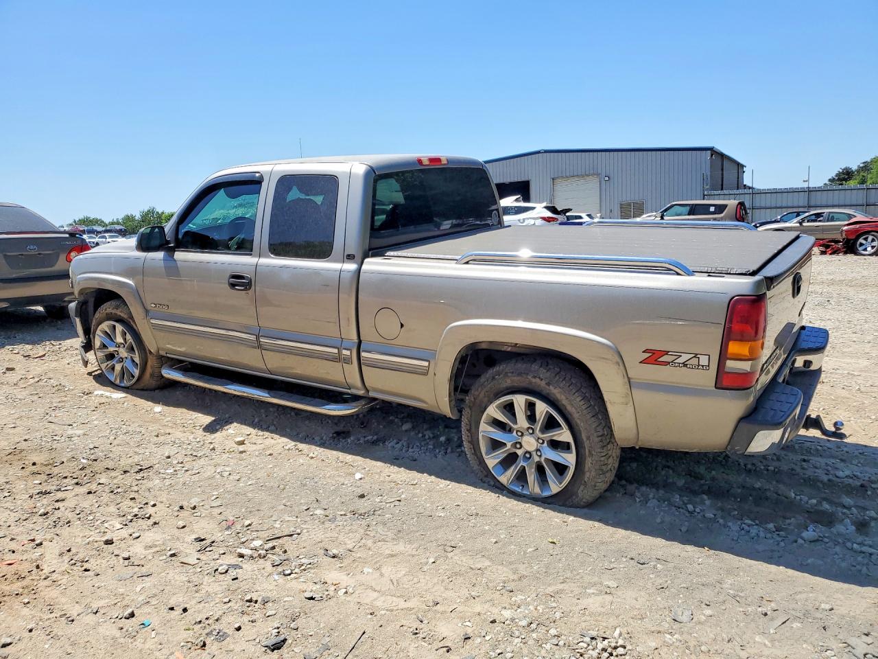 2002 CHEVROLET SILVERADO K1500 photo 4