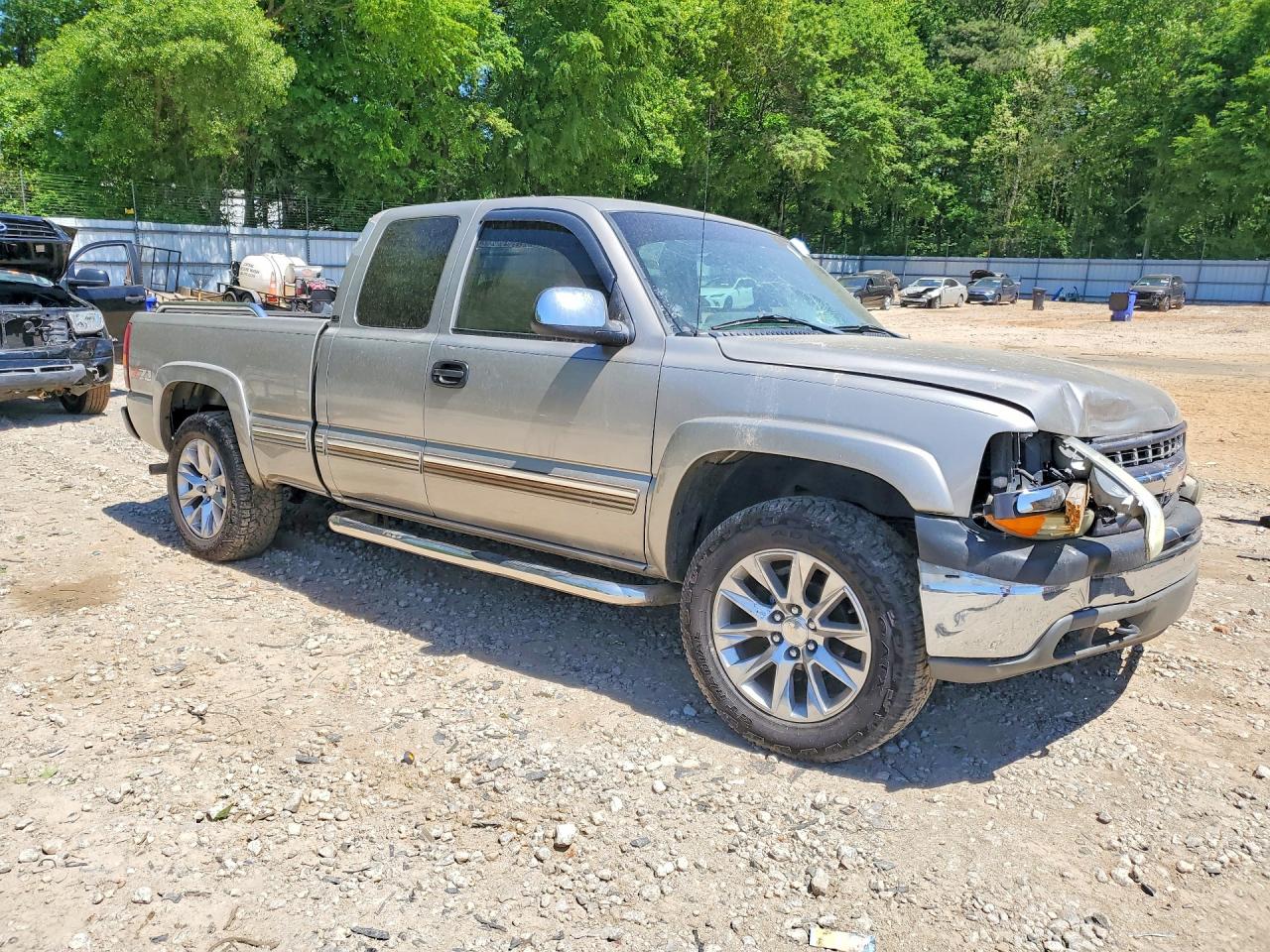 2002 CHEVROLET SILVERADO K1500 photo 10
