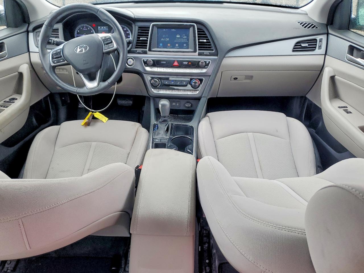 2018 HYUNDAI SONATA SEL photo 15