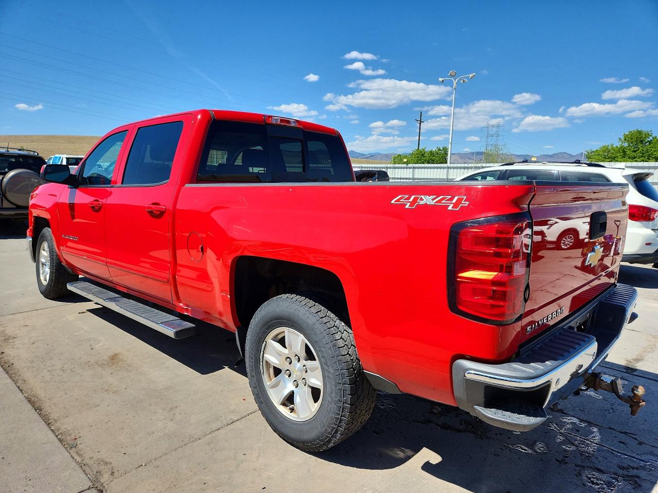 2015 CHEVROLET SILVERADO K1500 LT photo 3